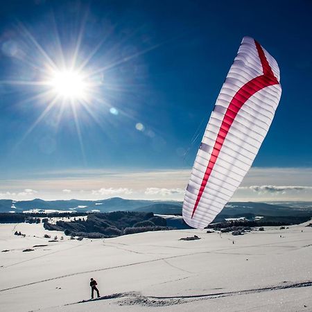 Berghotel Deutscher Flieger Wasserkuppe เกอร์สเฟลด์ ภายนอก รูปภาพ