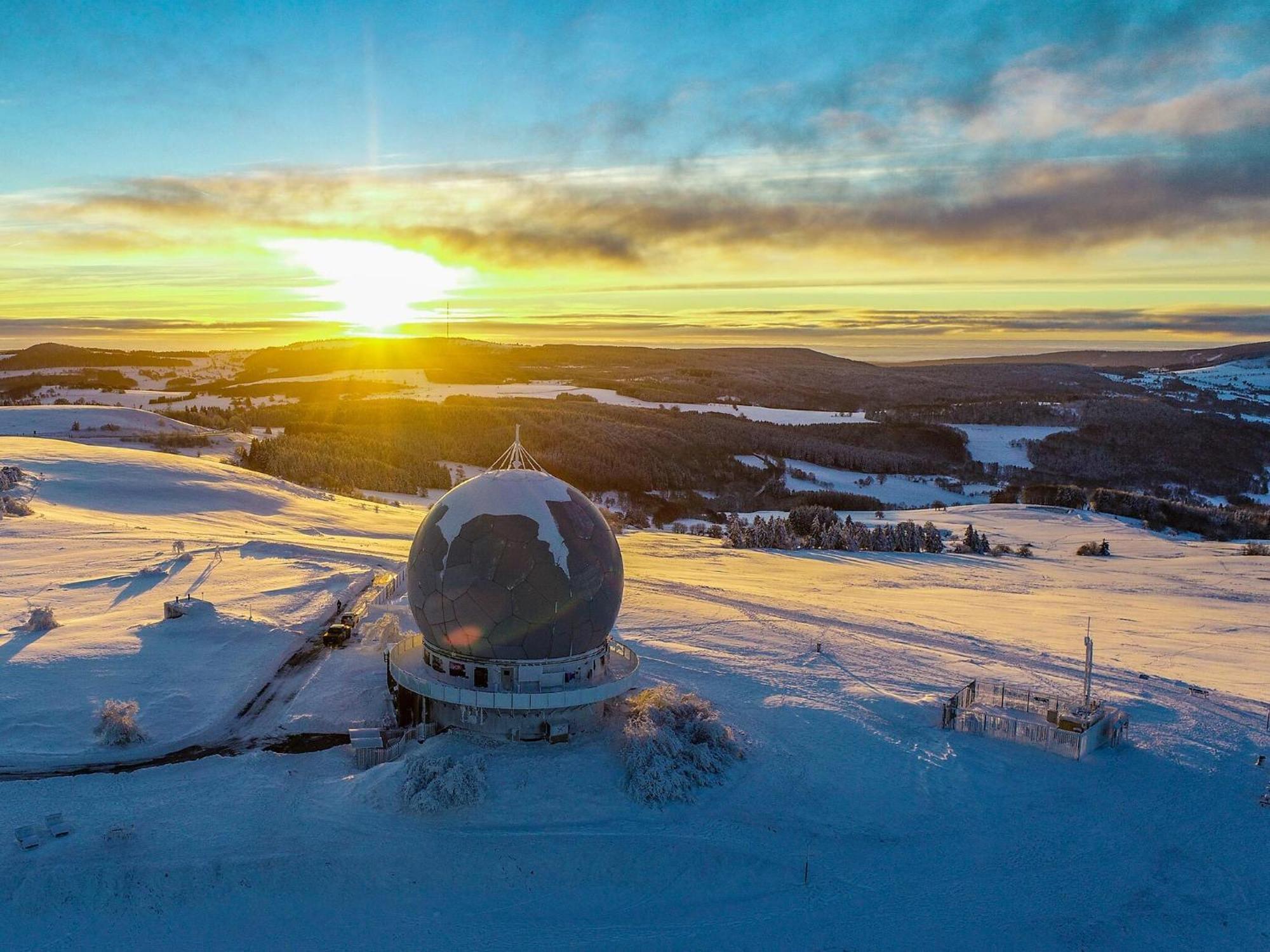 Berghotel Deutscher Flieger Wasserkuppe เกอร์สเฟลด์ ภายนอก รูปภาพ