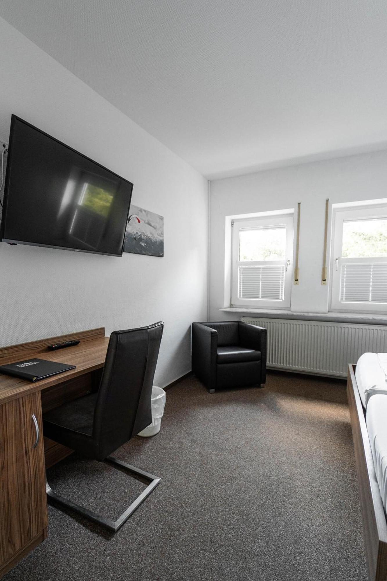 Berghotel Deutscher Flieger Wasserkuppe เกอร์สเฟลด์ ห้อง รูปภาพ